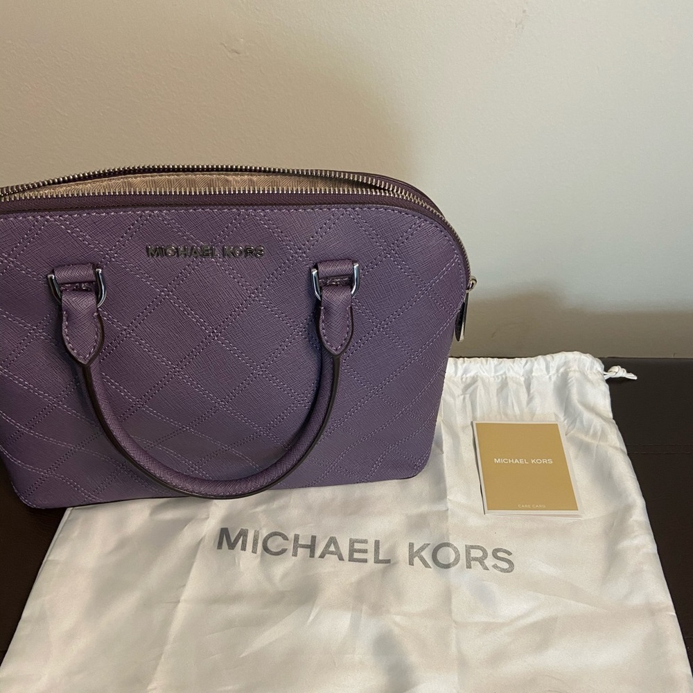 Micheal Kors Purse